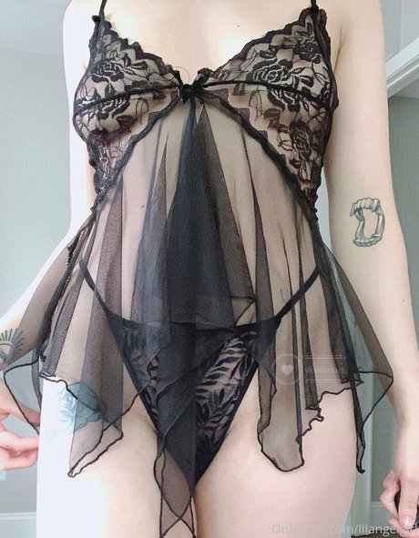 Nagie wyciekłe zdjęcie OnlyFans od Lilangelgirl