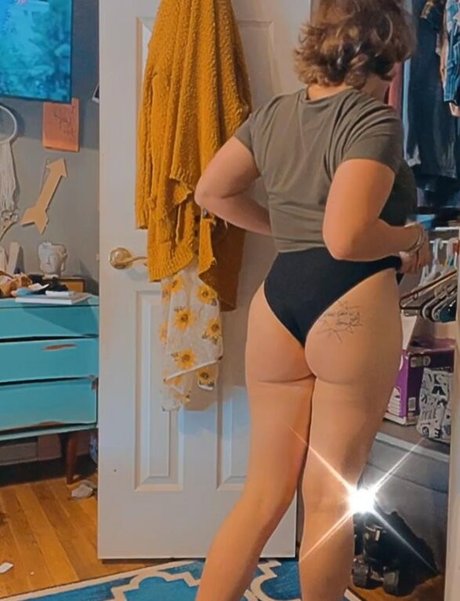 Nagie wyciekłe zdjęcie OnlyFans od Shwayze Babes