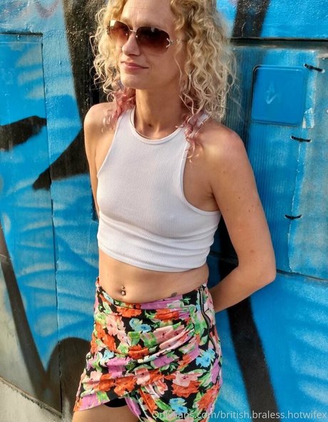 Nagie wyciekłe zdjęcie OnlyFans od Britishbralesshotwifex