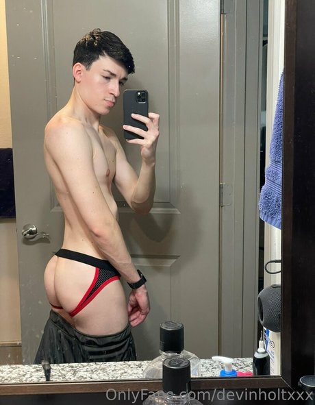 Nagie wyciekłe zdjęcie OnlyFans od Devinholtxxx