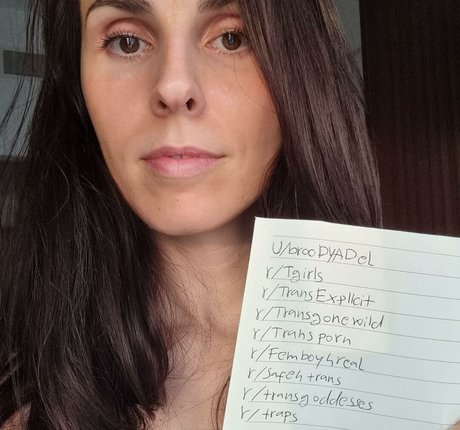 Nagie wyciekłe zdjęcie OnlyFans od Bambi Hou