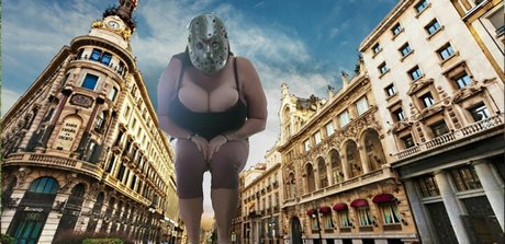 Bustybigbootyjudy