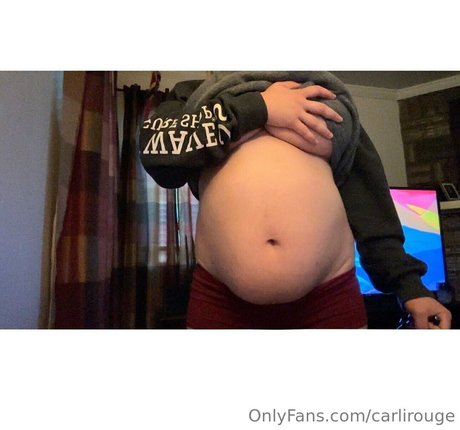 Nagie wyciekłe zdjęcie OnlyFans od Carlirouge