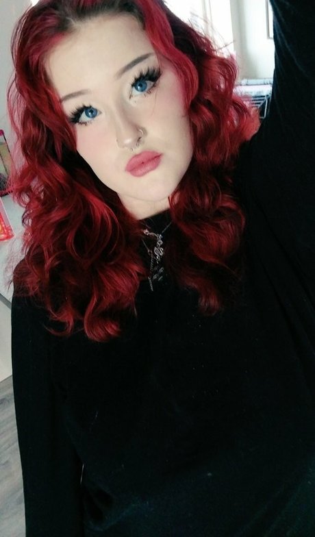 Nagie wyciekłe zdjęcie OnlyFans od Urlilsuccubus