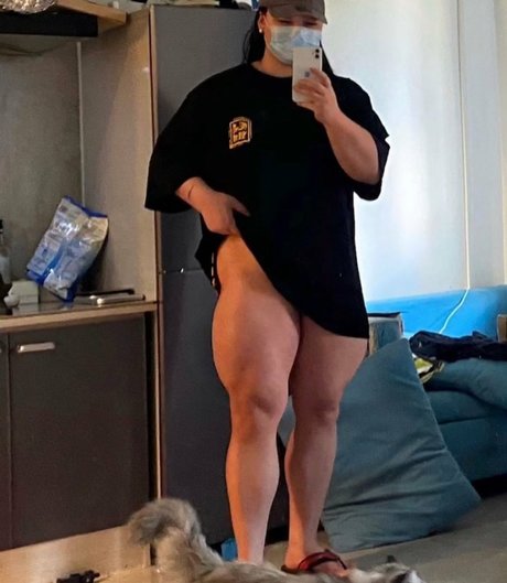 Nagie wyciekłe zdjęcie OnlyFans od Guohui