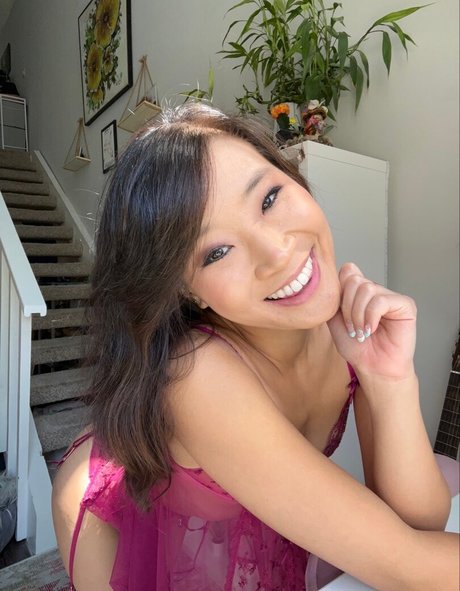 Nagie wyciekłe zdjęcie OnlyFans od Jeannie Elise Mai