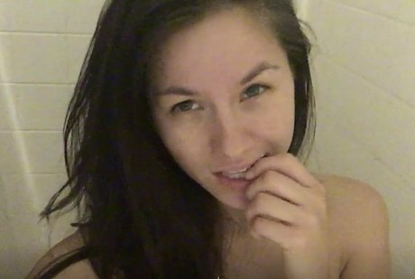 Nagie wyciekłe zdjęcie OnlyFans od Shylajennings
