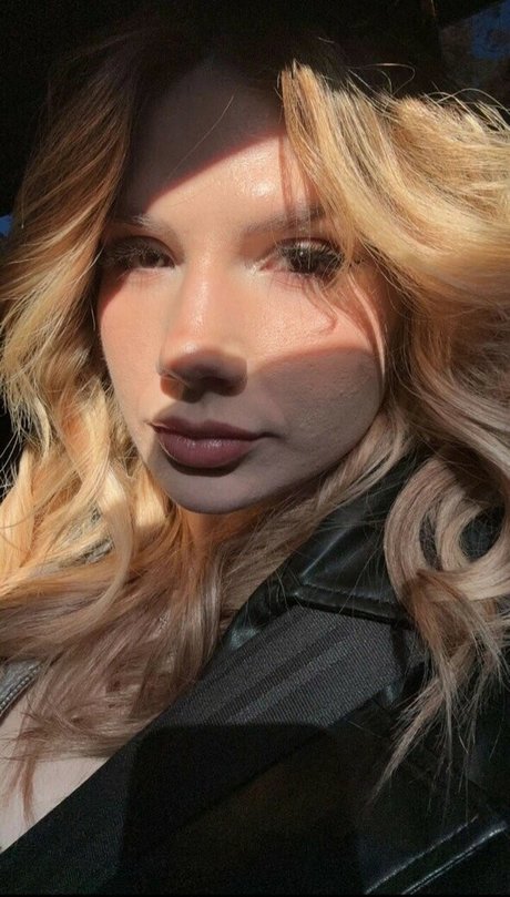 Nagie wyciekłe zdjęcie OnlyFans od Baileyspinn