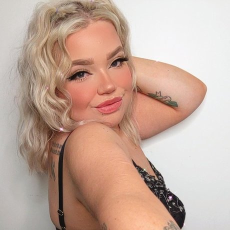 Nagie wyciekłe zdjęcie OnlyFans od Peach 