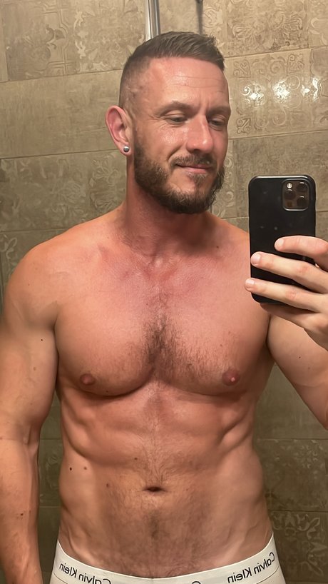 Nagie wyciekłe zdjęcie OnlyFans od Burgie