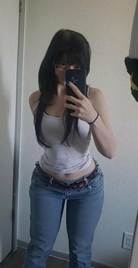 Nagie wyciekłe zdjęcie OnlyFans od Unkyndled