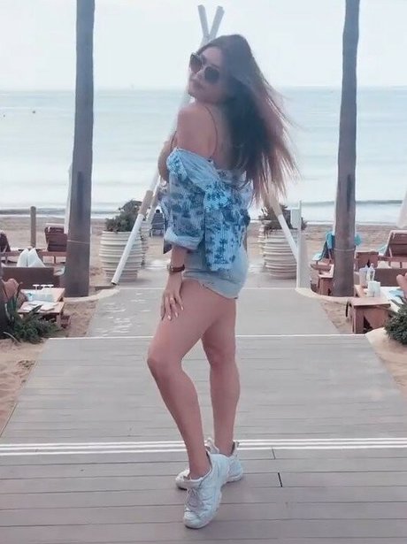 Nagie wyciekłe zdjęcie OnlyFans od Ella Anastasiou