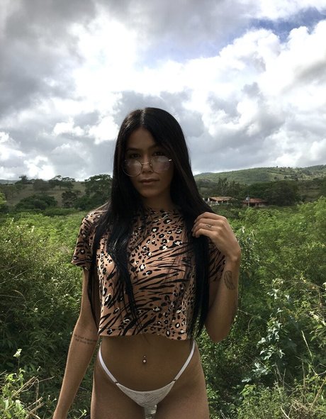 Evilhotgirll