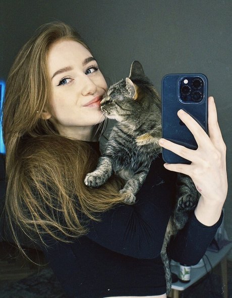 Nagie wyciekłe zdjęcie OnlyFans od Lizzyblaze