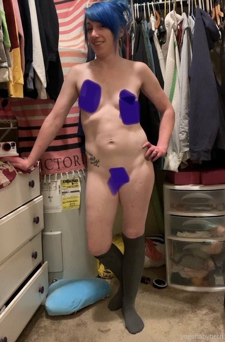 Nagie wyciekłe zdjęcie OnlyFans od Yogababybeth