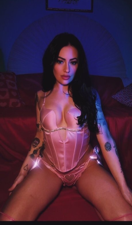 Nagie wyciekłe zdjęcie OnlyFans od Alexstitchins