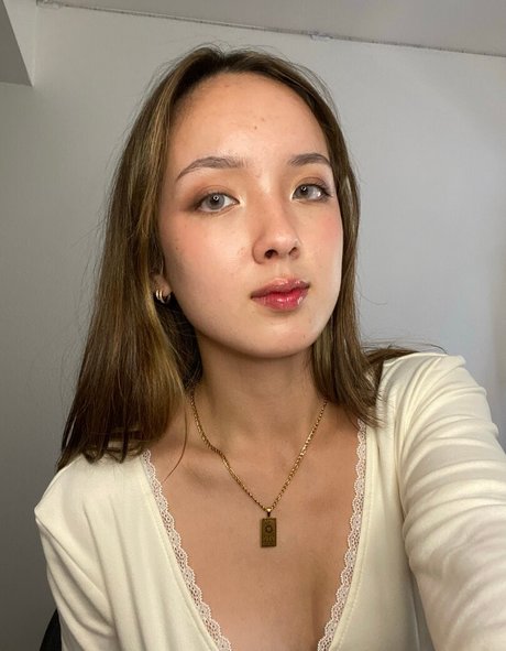 Nagie wyciekłe zdjęcie OnlyFans od Earths Asmr