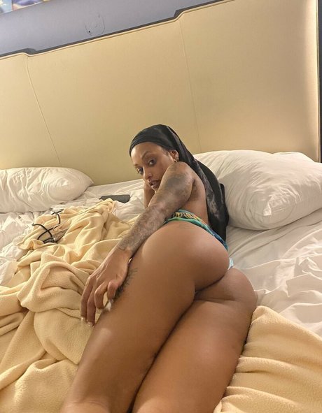 Nagie wyciekłe zdjęcie OnlyFans od Softnunu
