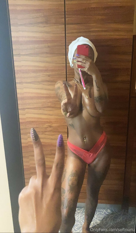 Nagie wyciekłe zdjęcie OnlyFans od Softnunu