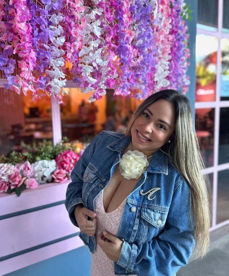 Nagie wyciekłe zdjęcie OnlyFans od Akaren