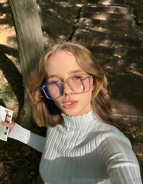 Nagie wyciekłe zdjęcie OnlyFans od Lillmilana18