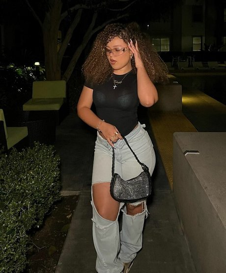 Nagie wyciekłe zdjęcie OnlyFans od Tahani Anderson