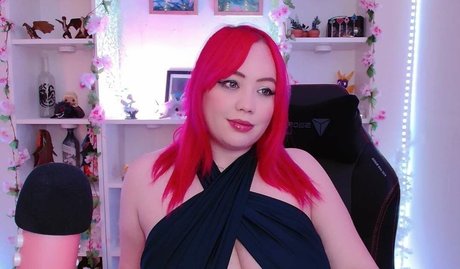 Nagie wyciekłe zdjęcie OnlyFans od Strawberryykitsune