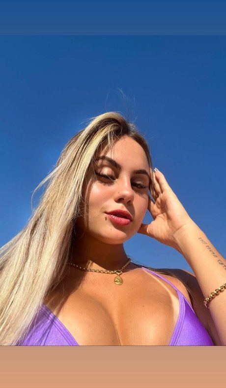 Nagie wyciekłe zdjęcie OnlyFans od Lara Juc