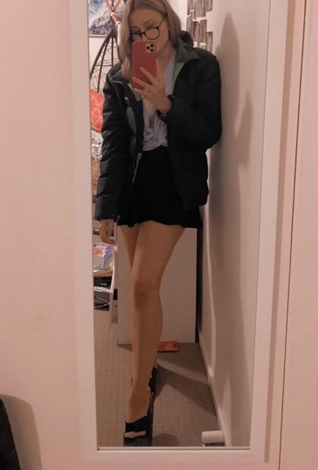 Nagie wyciekłe zdjęcie OnlyFans od Cobyymj