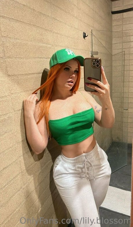 Nagie wyciekłe zdjęcie OnlyFans od Lilyblossom