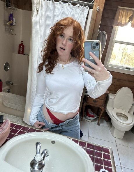 Nagie wyciekłe zdjęcie OnlyFans od Kenziemahar