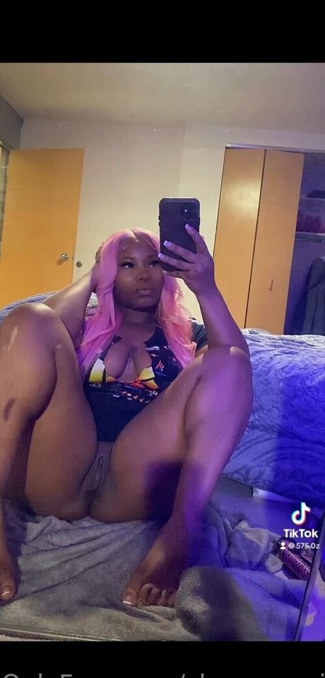 Nagie wyciekłe zdjęcie OnlyFans od Chynamarie76