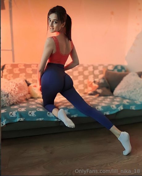 Nagie wyciekłe zdjęcie OnlyFans od Lillnika18