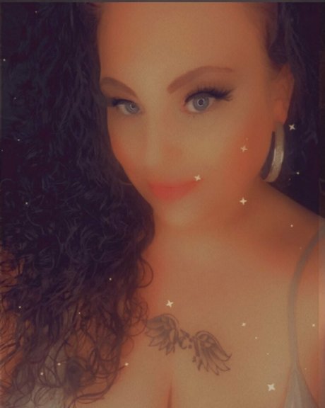 Nagie wyciekłe zdjęcie OnlyFans od Missoutlawakaladyk