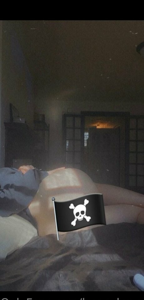 Nagie wyciekłe zdjęcie OnlyFans od Honeylemonroses