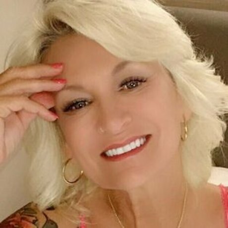 Nagie wyciekłe zdjęcie OnlyFans od Agelessvixenfree