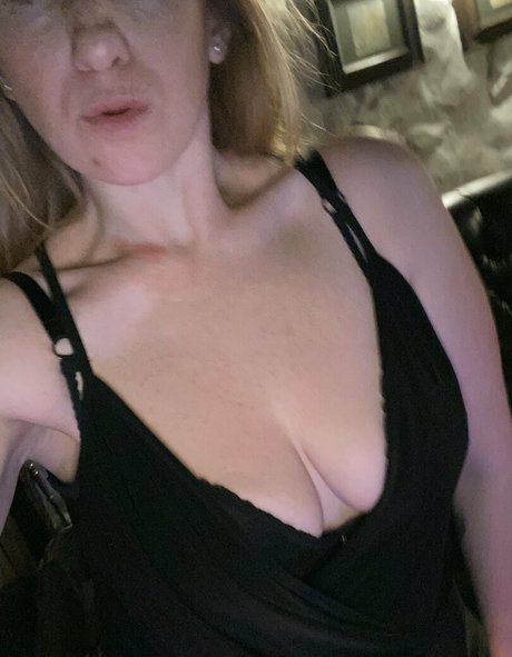 Nagie wyciekłe zdjęcie OnlyFans od Curvykgirl