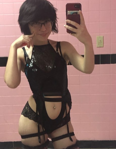 Nagie wyciekłe zdjęcie OnlyFans od Leez
