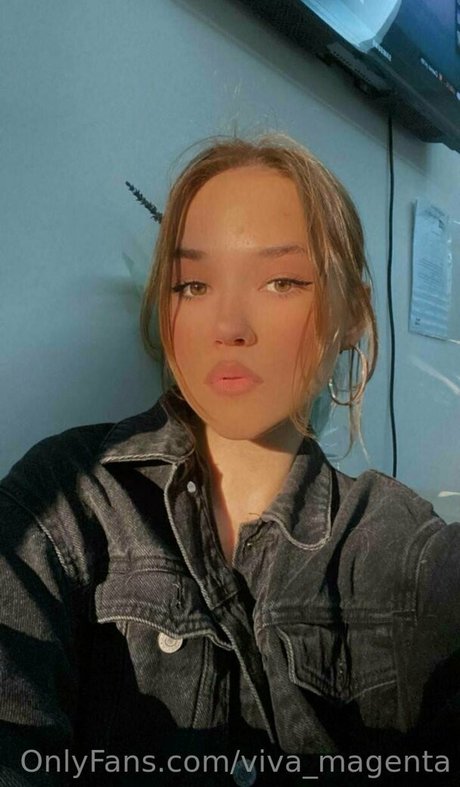Viva_magenta