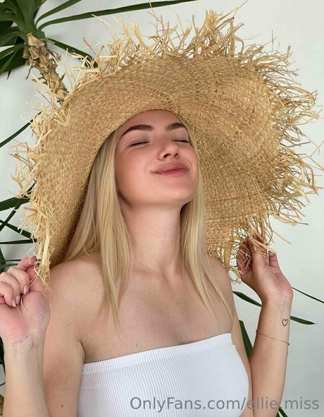 Ellie.miss