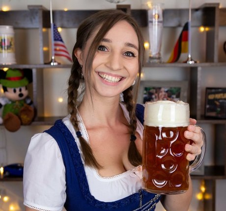 Nagie wyciekłe zdjęcie OnlyFans od Felicia Hofner