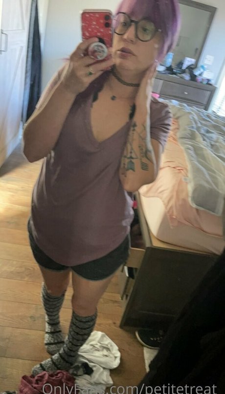 Nagie wyciekłe zdjęcie OnlyFans od Petitetreat