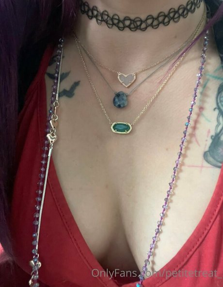 Nagie wyciekłe zdjęcie OnlyFans od Petitetreat