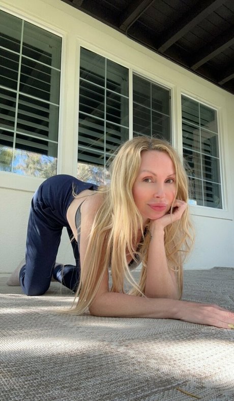Nagie wyciekłe zdjęcie OnlyFans od Nikkibenzfree