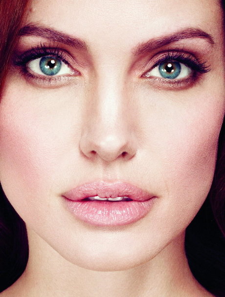 Angelina Jolie