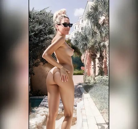 Nagie wyciekłe zdjęcie OnlyFans od Monica Gartner