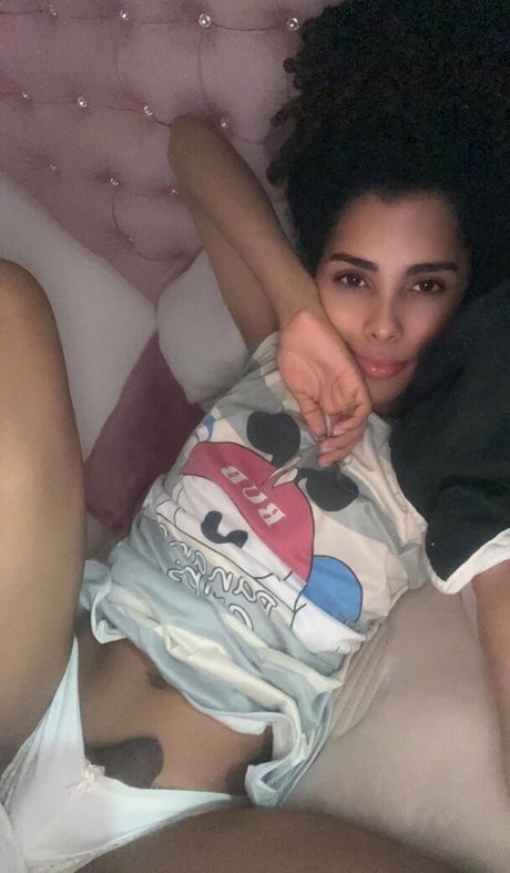 Nagie wyciekłe zdjęcie OnlyFans od Chloe Chantelle
