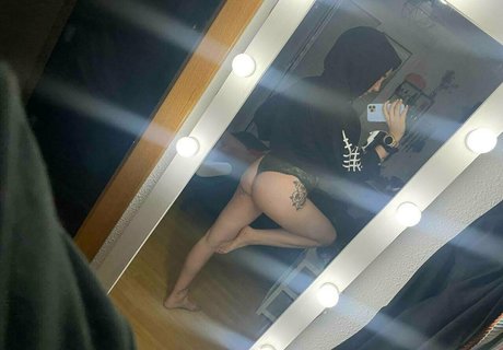 Nagie wyciekłe zdjęcie OnlyFans od Lexiemoonx