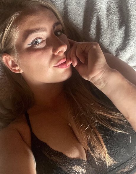 Nagie wyciekłe zdjęcie OnlyFans od Blondinbelka