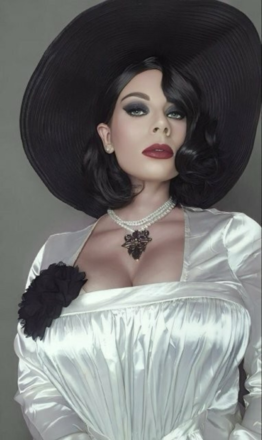 Nagie wyciekłe zdjęcie OnlyFans od Lady Dimitrescu #22 Nagie wyciekłe zdjęcie OnlyFans od Lady Dimitrescu #22